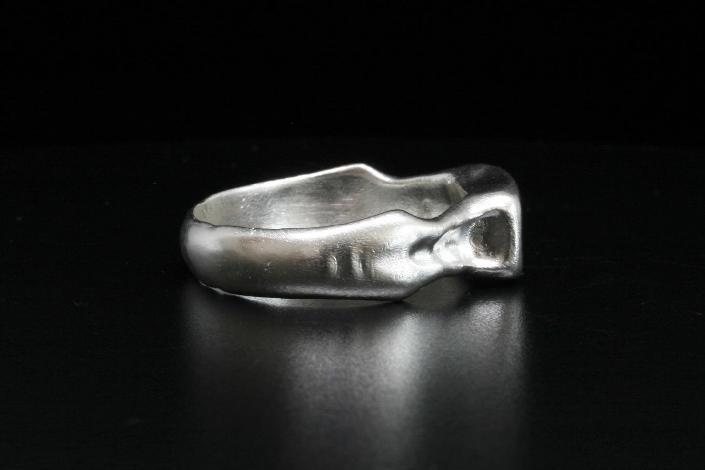 LAUREL Ring