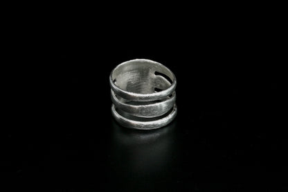 TRIPLET Ring