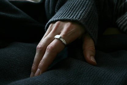 LAUREL Ring
