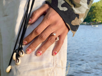 LB2 Ring