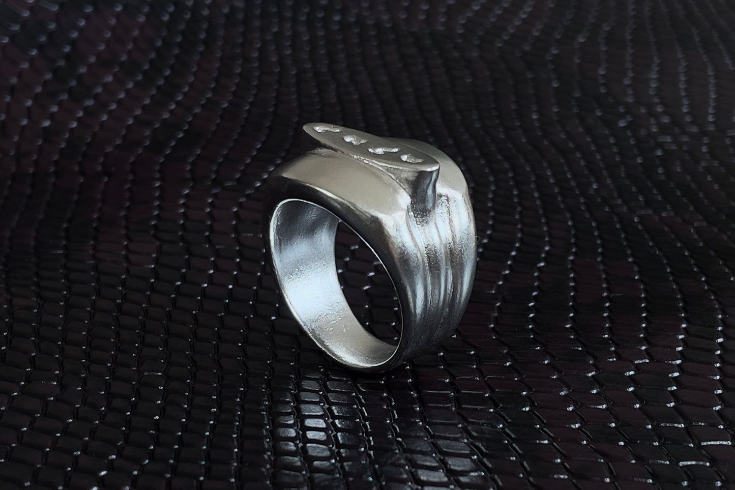 NENE Ring