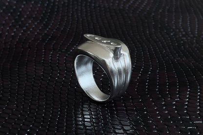 NENE Ring